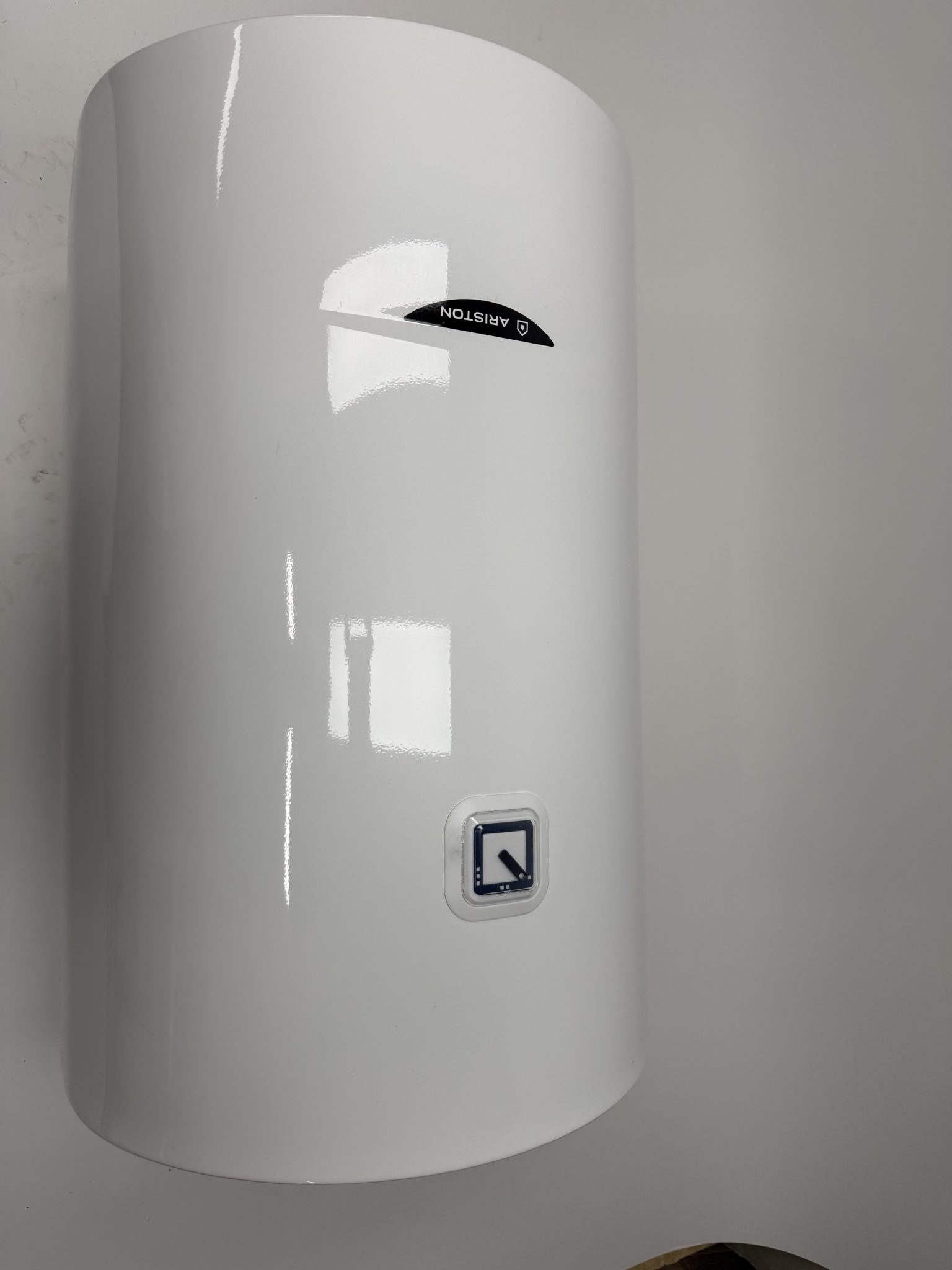 Hotpoint Ariston vandens šildytuvas boileris