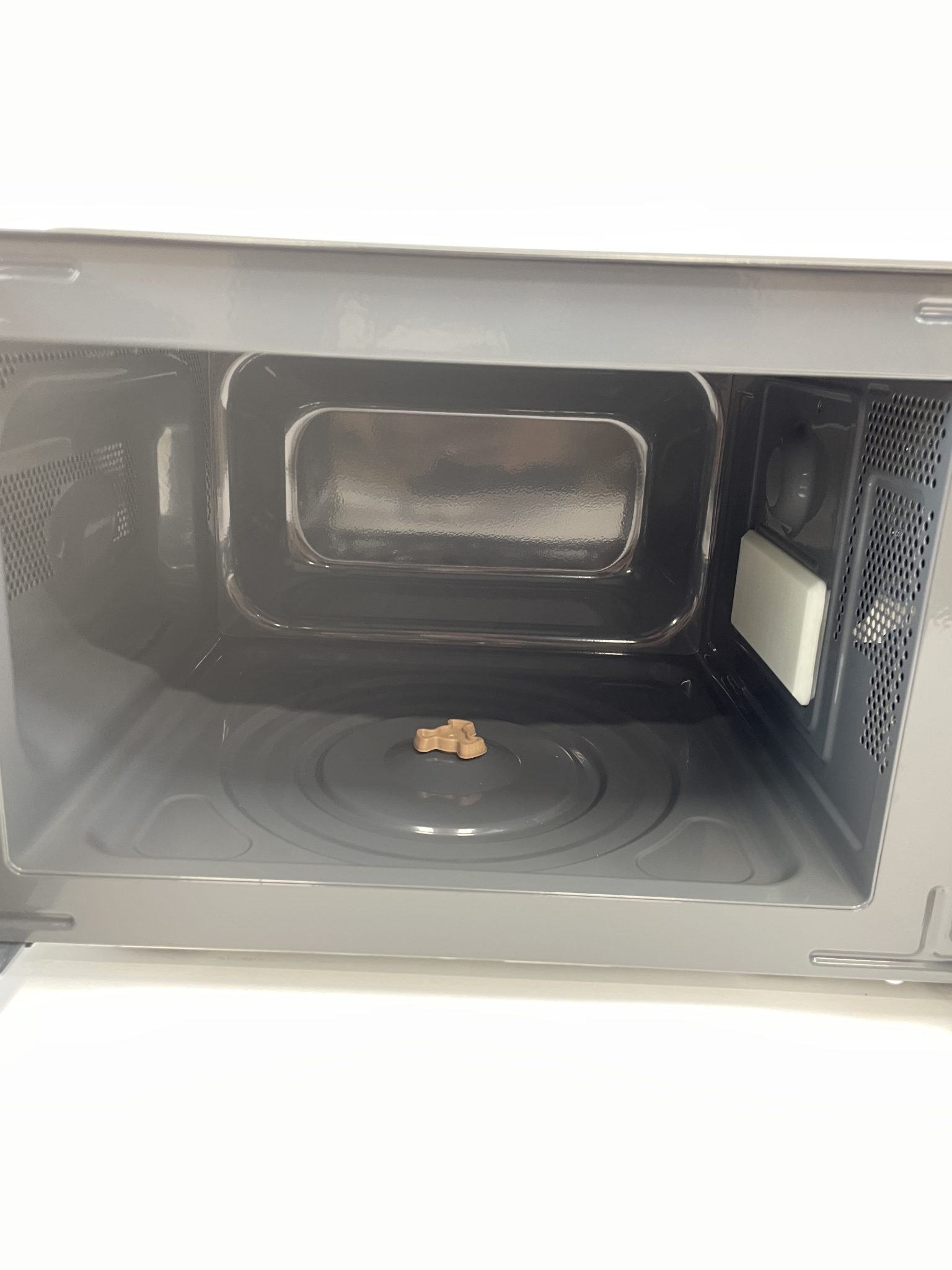 Midea mikrobangų krosnelė, 20 l, 700 W