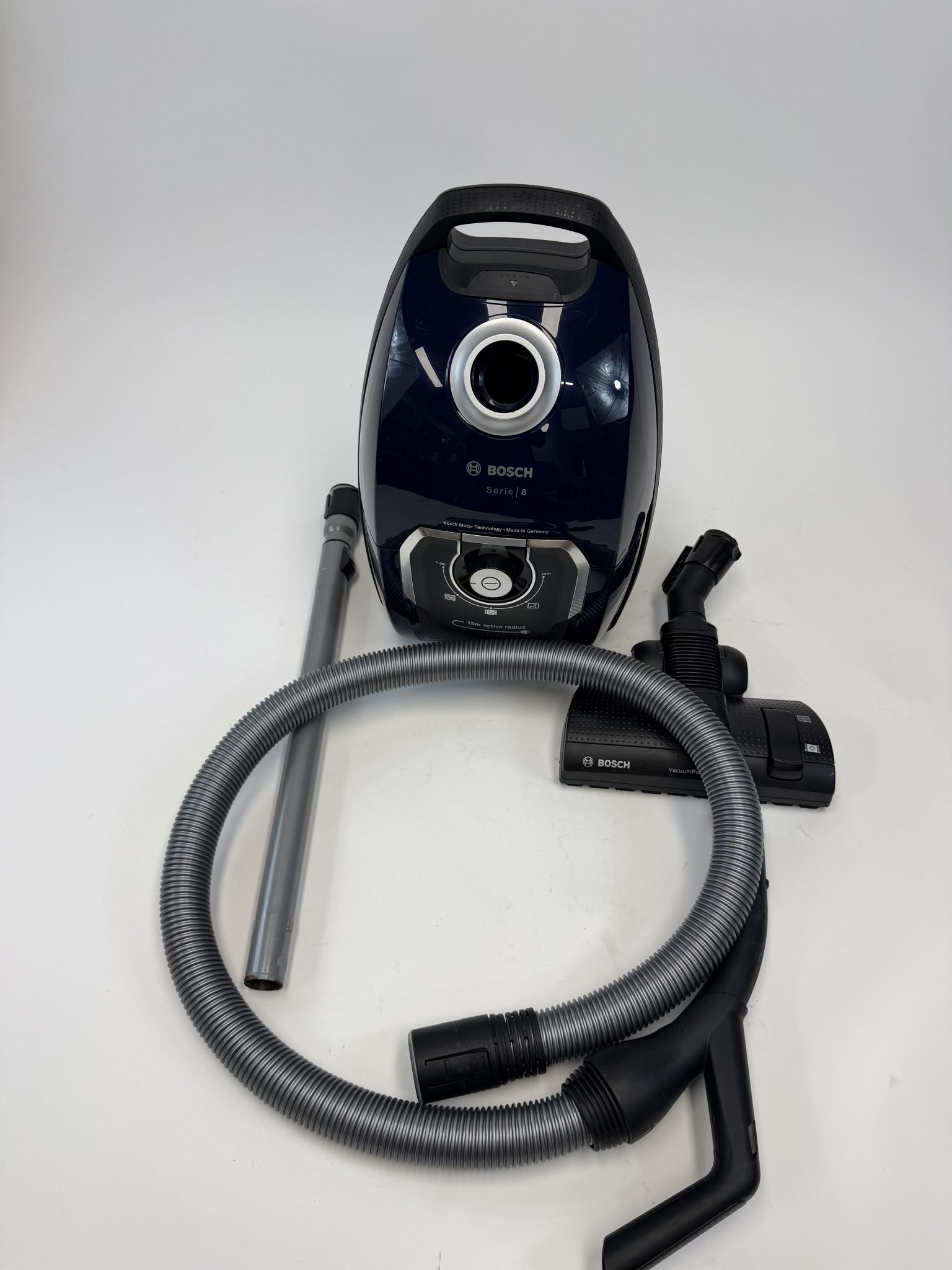 Bosch Serie 8 dulkių siurblys